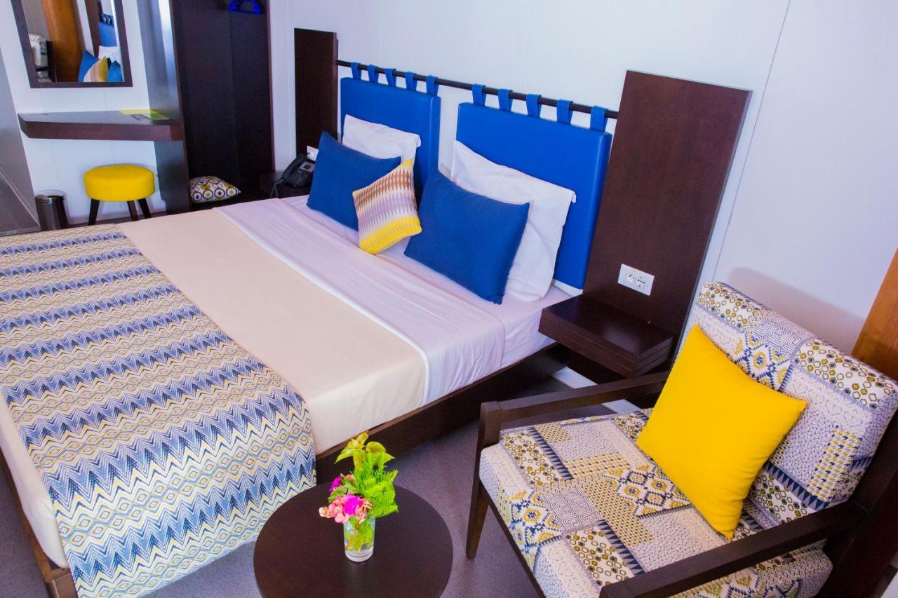 Dunia Hotel Ouagadougou Loumbila Экстерьер фото