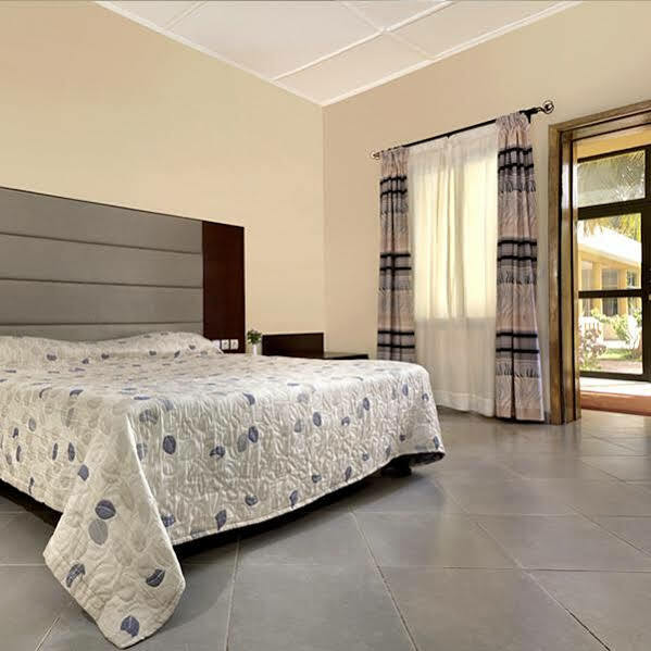 Dunia Hotel Ouagadougou Loumbila Экстерьер фото