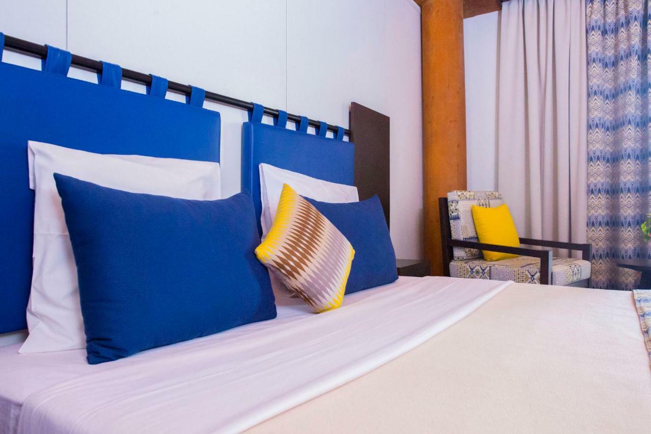 Dunia Hotel Ouagadougou Loumbila Экстерьер фото